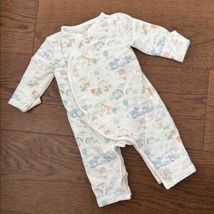 Janie and Jack Safari Print Kids Footie with matching hat